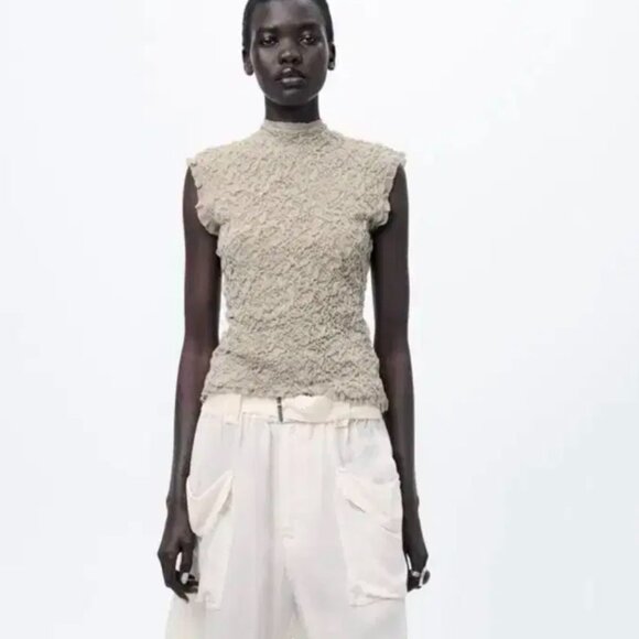 Zara Wrinkle Effect Knit Top in Beige Women's Medium - Picture 1 of 4